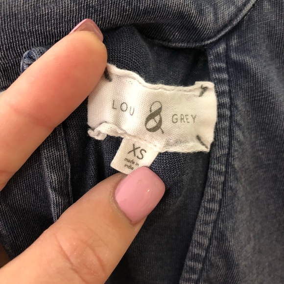 Lou & Grey Navy Keyhole Cutout Tie Neck Tank Top - Picture 5 of 8